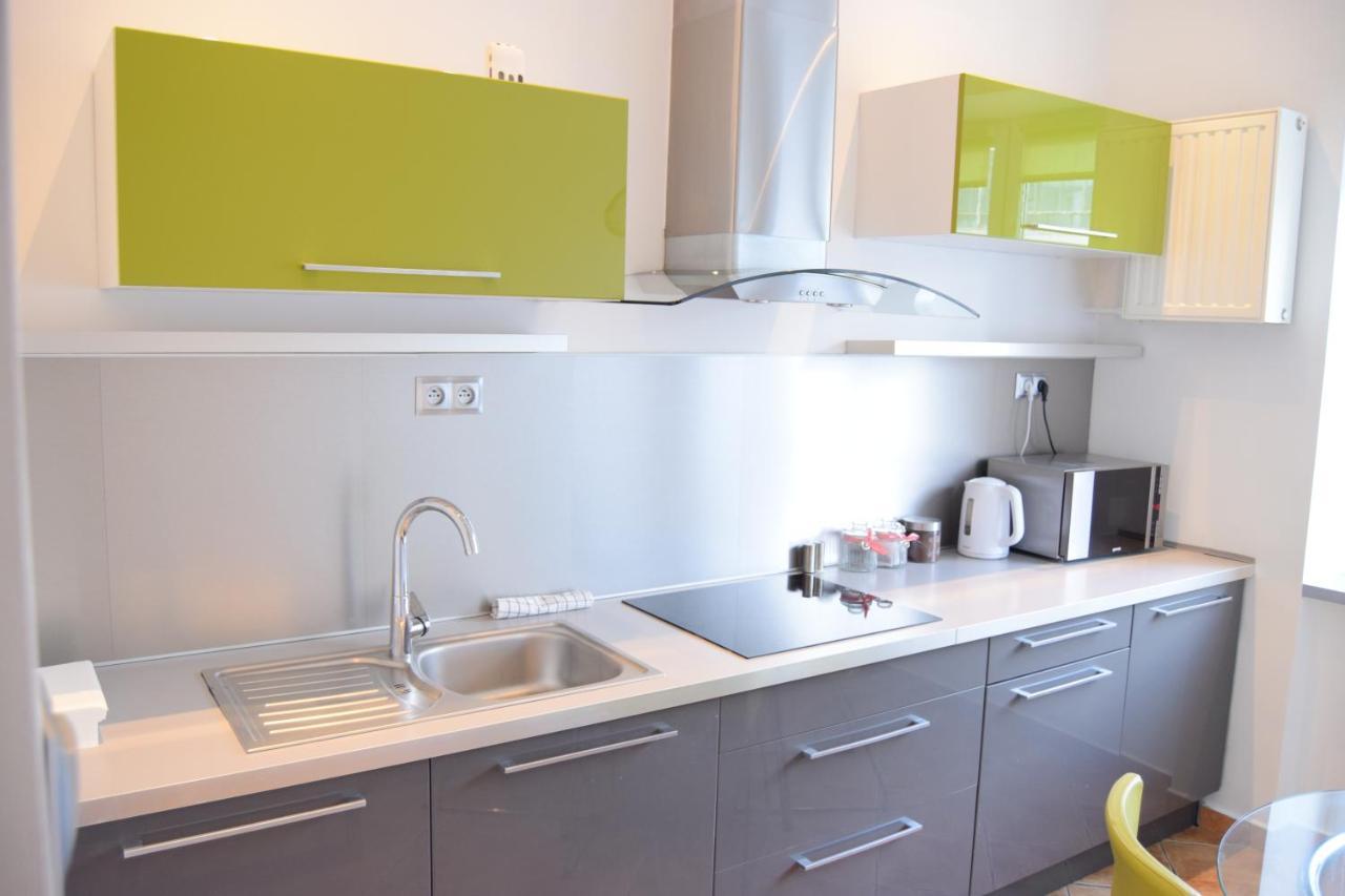 Be My Guest - Krucza Elegant Apartment - Rondo De Gaulle'A Center Of Warsaw Metro Wi-Fi Breakfast 外观 照片