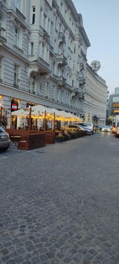 Be My Guest - Krucza Elegant Apartment - Rondo De Gaulle'A Center Of Warsaw Metro Wi-Fi Breakfast 外观 照片