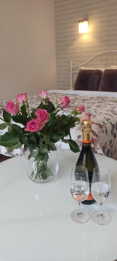 Be My Guest - Krucza Elegant Apartment - Rondo De Gaulle'A Center Of Warsaw Metro Wi-Fi Breakfast 外观 照片
