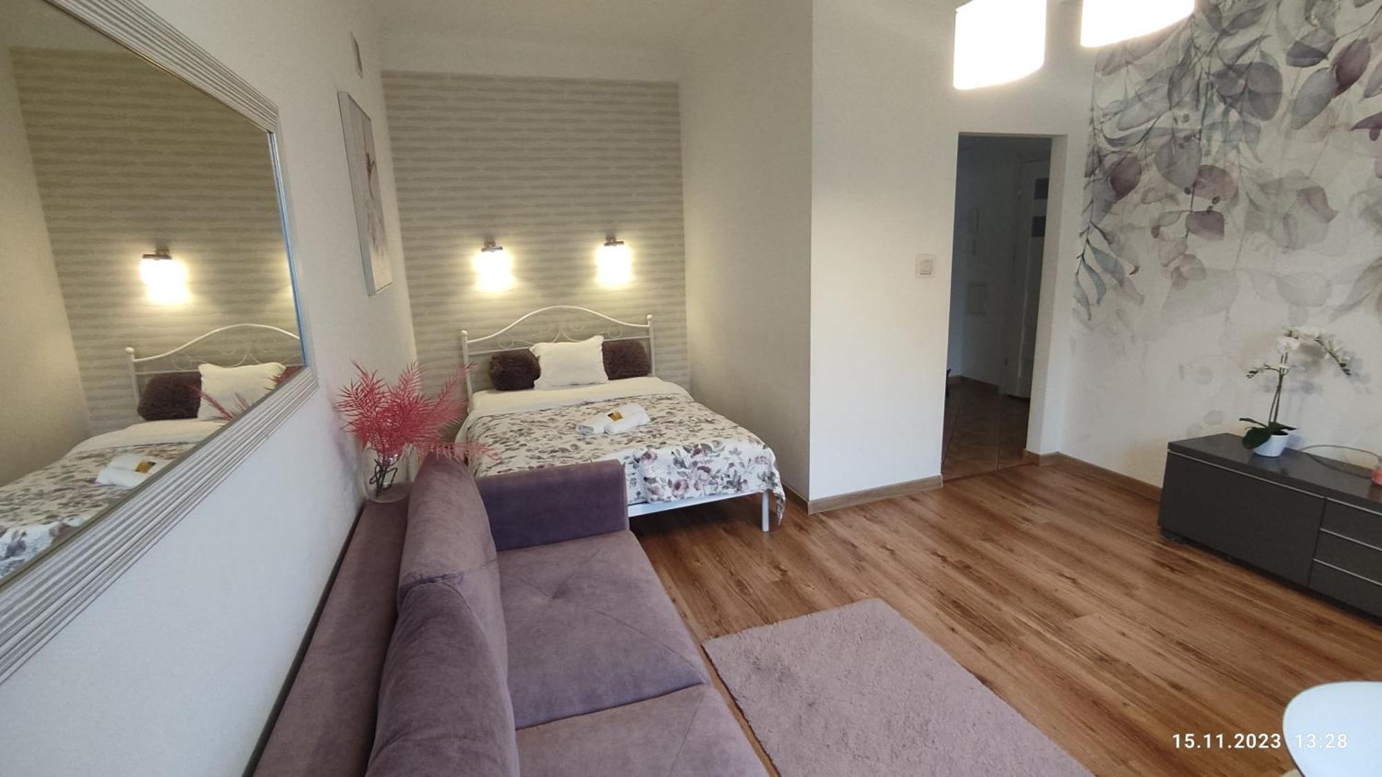 Be My Guest - Krucza Elegant Apartment - Rondo De Gaulle'A Center Of Warsaw Metro Wi-Fi Breakfast 外观 照片
